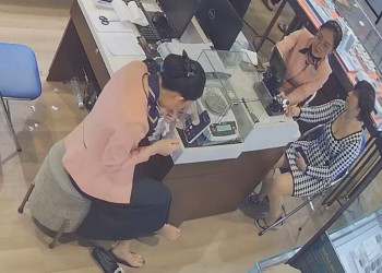 Why doesn't she wear stockings?