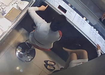 Why aren't they in nylons even it's so cold 2?