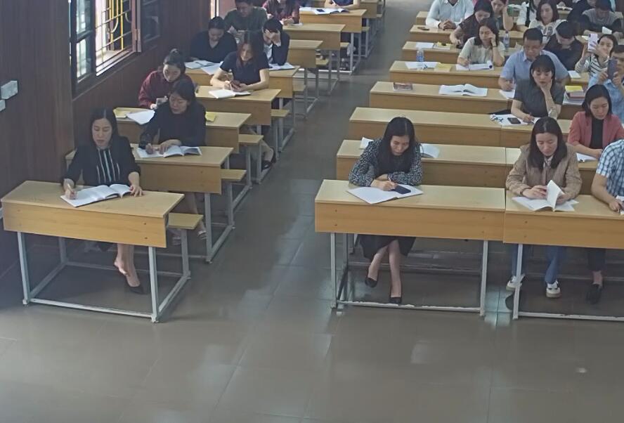 I wish she in nylon next time 2