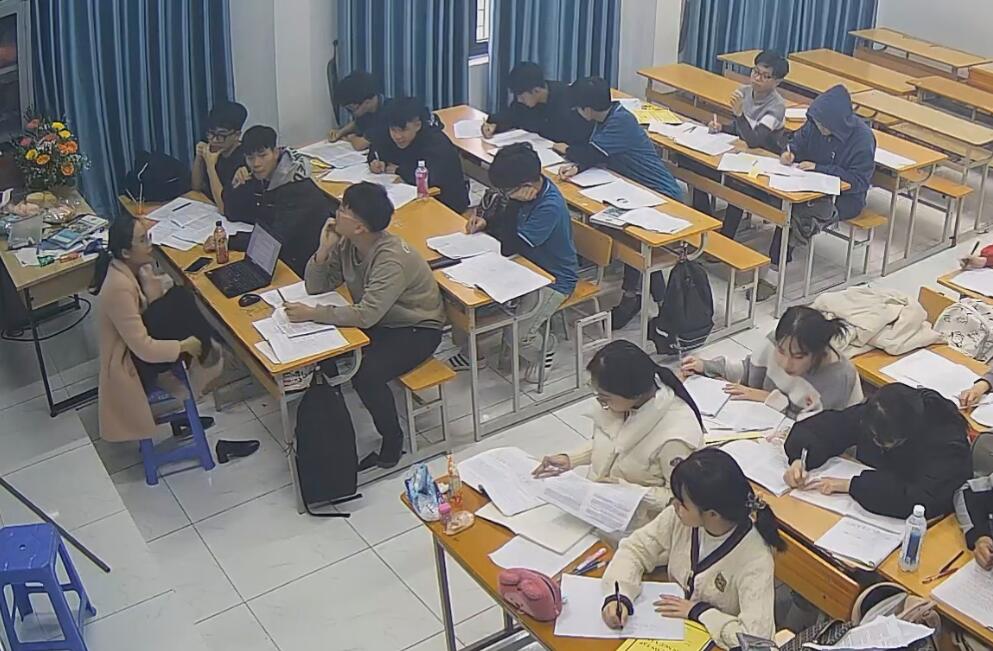 She is the shoeplay queen of teachers 3