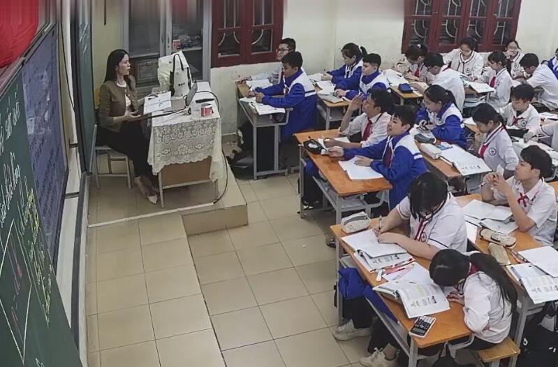 I hope she in nylon next time 4