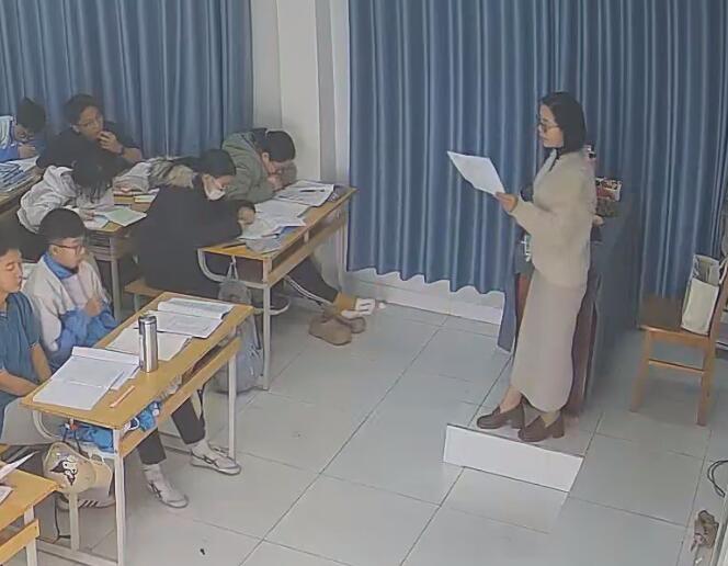 I wish she in nylon next time 33