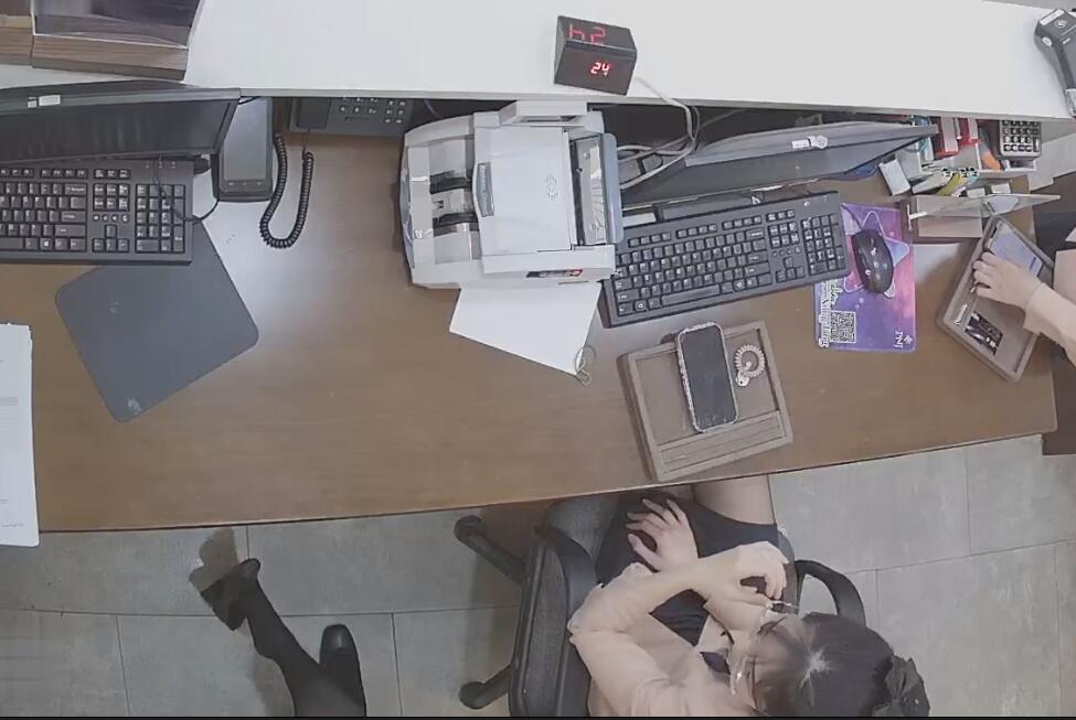 The jewelry store hostess in black nylon dangling shoeplay queen is back again