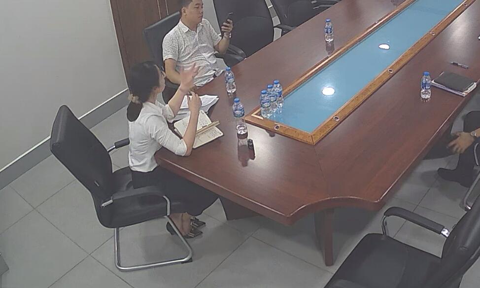 They are having a meeting 7
