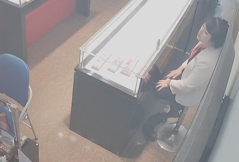 The jewelry store hostess manager show us her cute feet 19