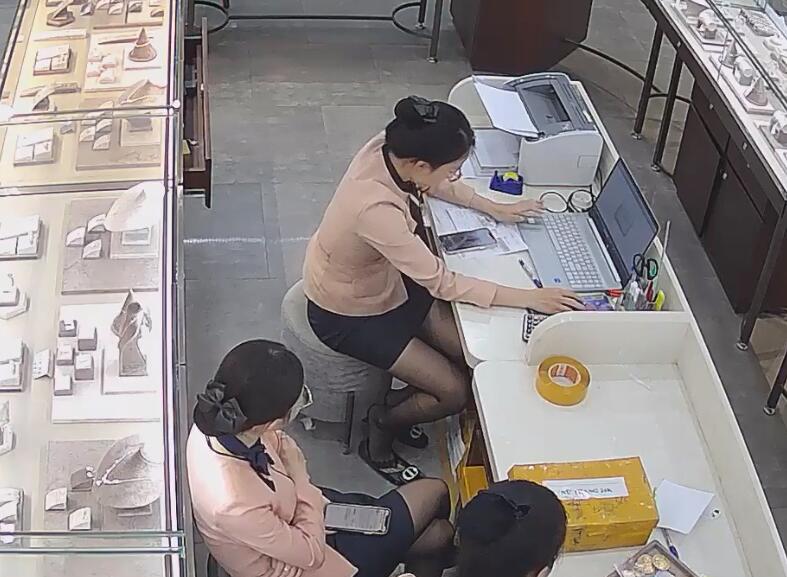 Today we can see her black nylon feet more clearly 2